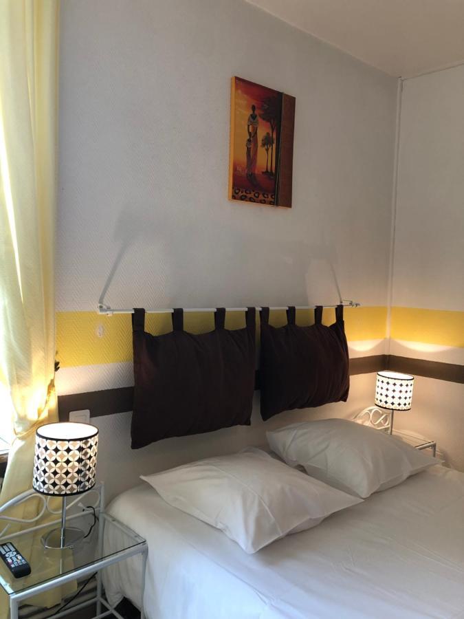 Enzo Hotels Neufchateau By Kyriad Direct מראה חיצוני תמונה