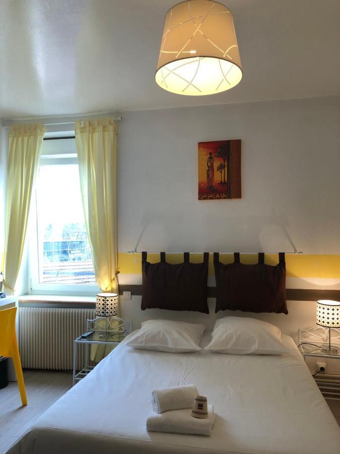 Enzo Hotels Neufchateau By Kyriad Direct מראה חיצוני תמונה