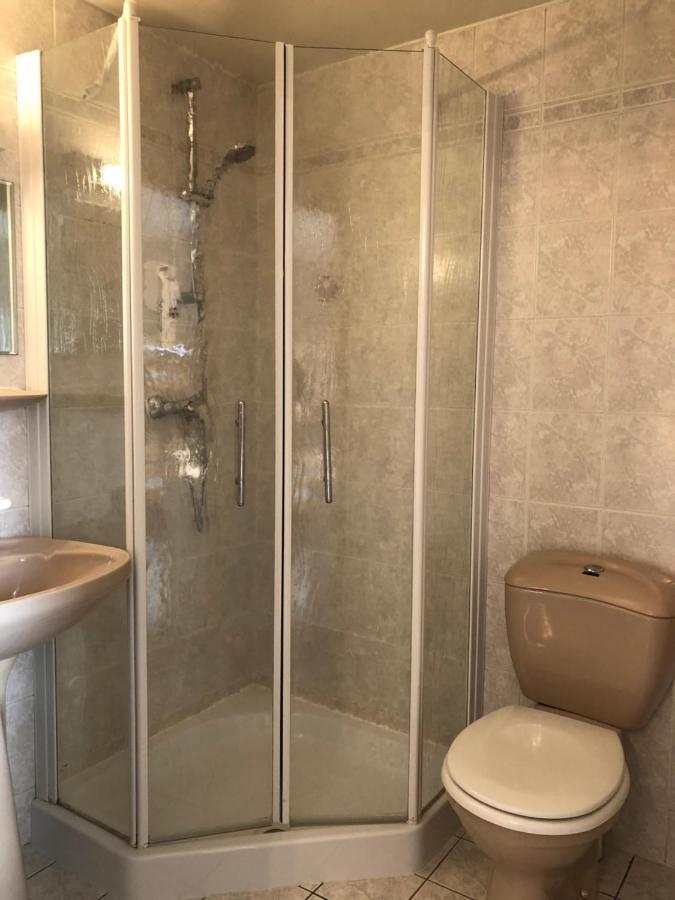 Enzo Hotels Neufchateau By Kyriad Direct מראה חיצוני תמונה