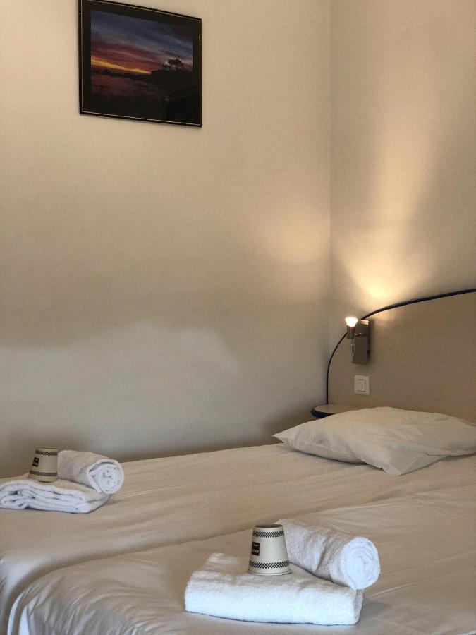 Enzo Hotels Neufchateau By Kyriad Direct מראה חיצוני תמונה